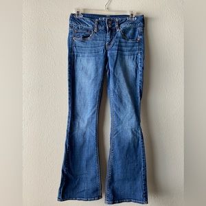 American Eagle jeans, flare, low-rise 2 short